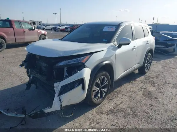 JN8BT3BA0PW430887 2023 NISSAN ROGUE - Image 2