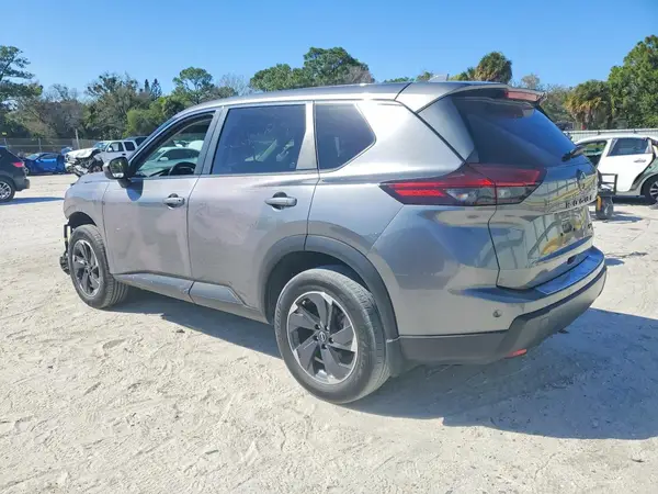 JN8BT3BA0RW352145 2024 NISSAN ROGUE - Image 2