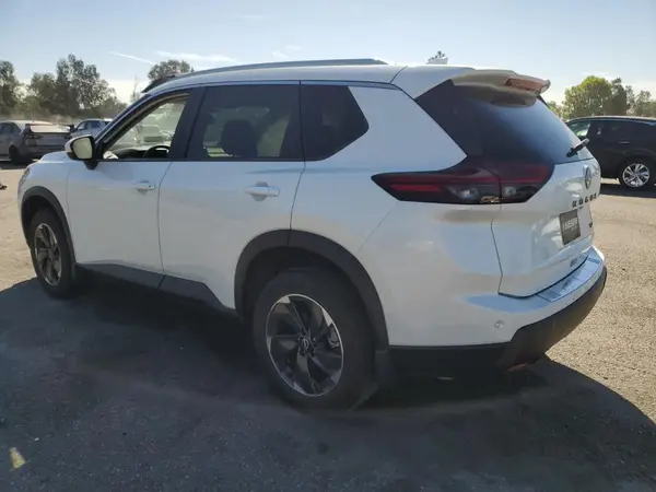 JN8BT3BA0RW360133 2024 NISSAN ROGUE - Image 2