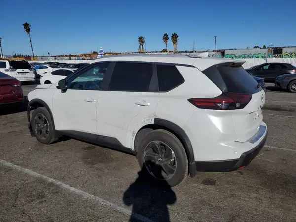 JN8BT3BA0RW360147 2024 NISSAN ROGUE - Image 2