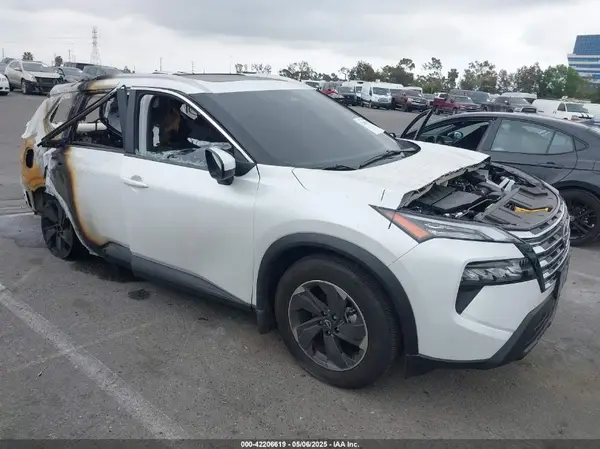 JN8BT3BA0SW002892 2025 NISSAN ROGUE - Image 1