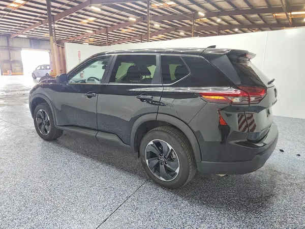 JN8BT3BA0SW010426 2025 NISSAN ROGUE - Image 2