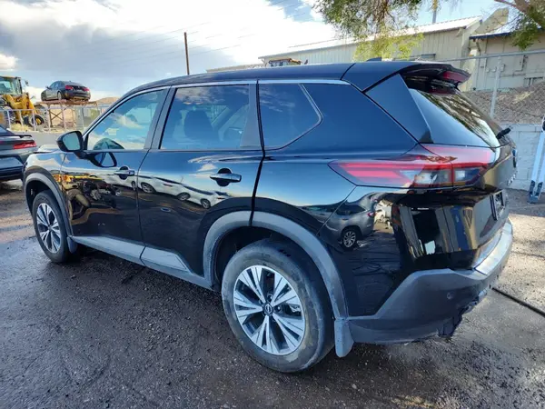 JN8BT3BA1PW429828 2023 NISSAN ROGUE - Image 2