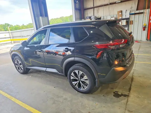 JN8BT3BA2PW424069 2023 NISSAN ROGUE - Image 2