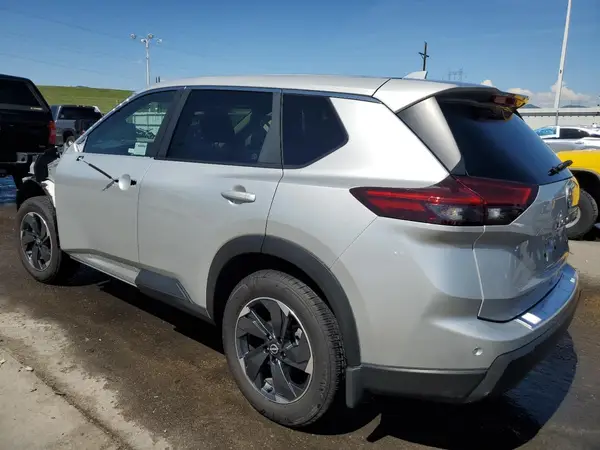 JN8BT3BA2RW000118 2024 NISSAN ROGUE - Image 2