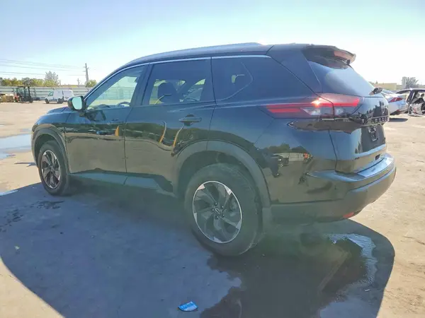JN8BT3BA2RW004234 2024 NISSAN ROGUE - Image 2