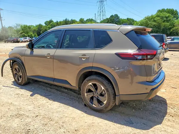 JN8BT3BA2RW352986 2024 NISSAN ROGUE - Image 2