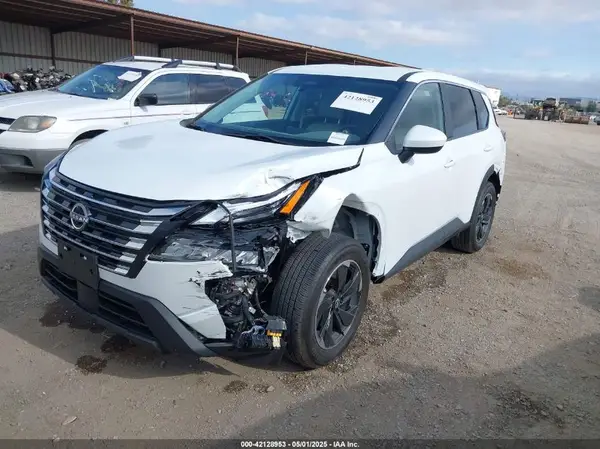 JN8BT3BA2RW355113 2024 NISSAN ROGUE - Image 2