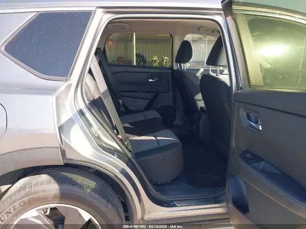 JN8BT3BA3RW002234 2024 NISSAN ROGUE - Image 8