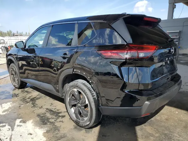 JN8BT3BA3RW350695 2024 NISSAN ROGUE - Image 2