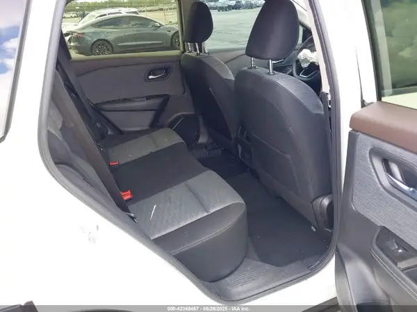 JN8BT3BA4PW008136 2023 NISSAN ROGUE - Image 8