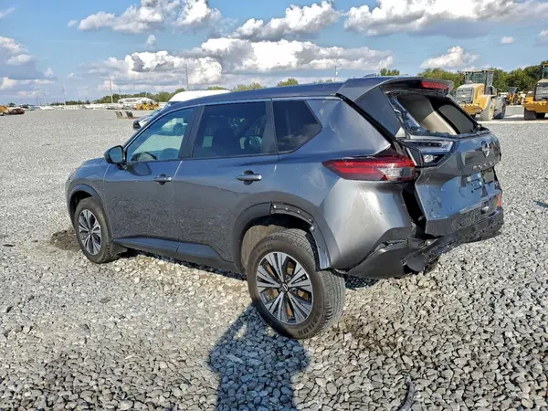 JN8BT3BA4PW415230 2023 NISSAN ROGUE - Image 2