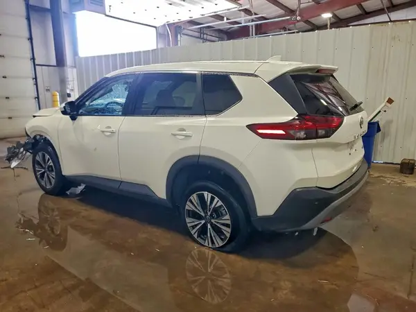 JN8BT3BA4PW418628 2023 NISSAN ROGUE - Image 2