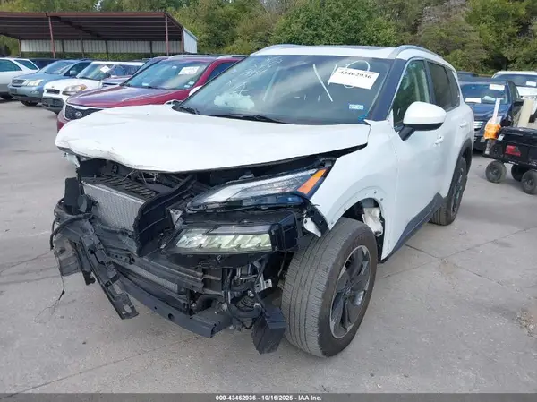 JN8BT3BA4RW357414 2024 NISSAN ROGUE - Image 2