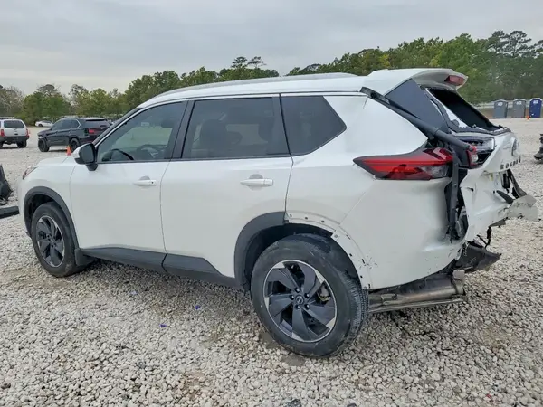 JN8BT3BA4RW362015 2024 NISSAN ROGUE - Image 2