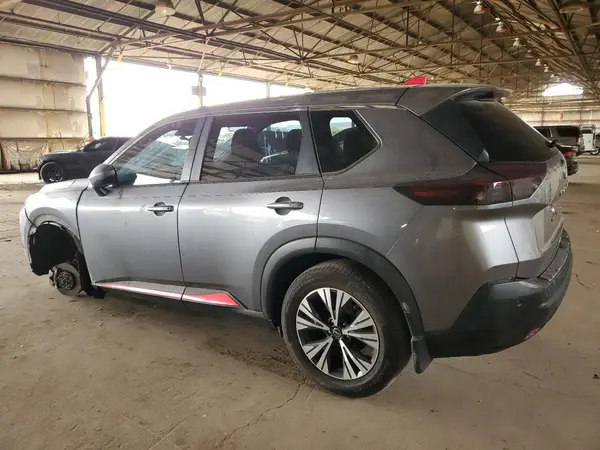 JN8BT3BA5NW043152 2022 NISSAN ROGUE - Image 2
