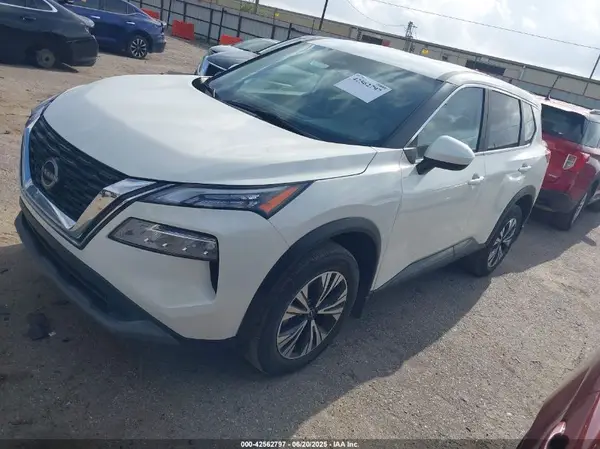 JN8BT3BA5PW425636 2023 NISSAN ROGUE - Image 2