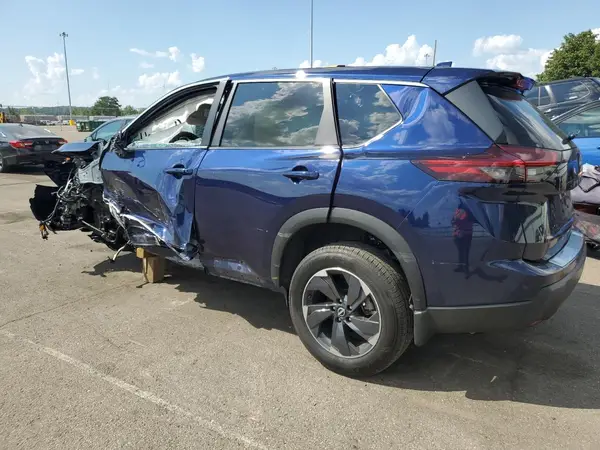 JN8BT3BA5RW003546 2024 NISSAN ROGUE - Image 2