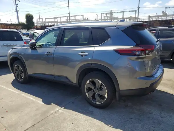 JN8BT3BA5RW354652 2024 NISSAN ROGUE - Image 2
