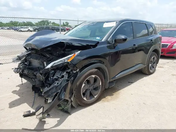 JN8BT3BA5RW360743 2024 NISSAN ROGUE - Image 2