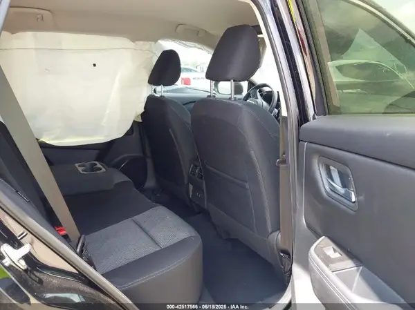 JN8BT3BA5RW360743 2024 NISSAN ROGUE - Image 8