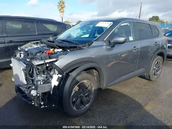 JN8BT3BA5SW005433 2025 NISSAN ROGUE - Image 2