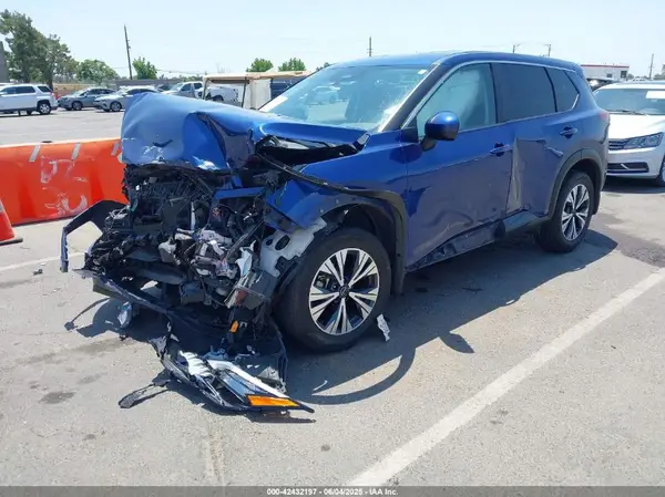 JN8BT3BA6PW008607 2023 NISSAN ROGUE - Image 2