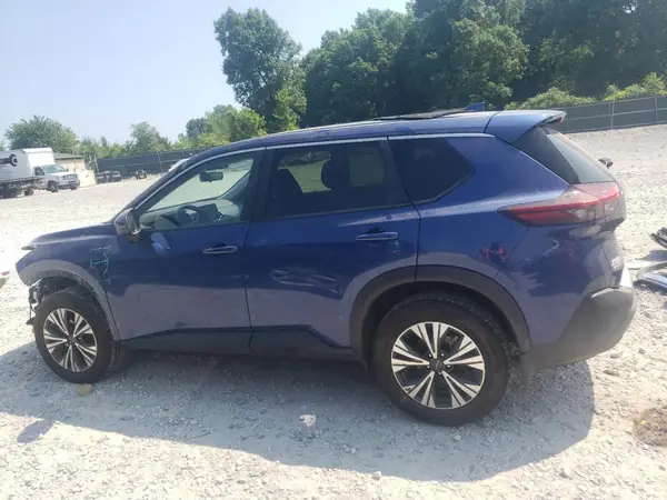 JN8BT3BA6PW015234 2023 NISSAN ROGUE - Image 2