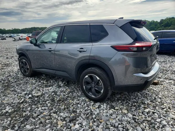JN8BT3BA6RW351159 2024 NISSAN ROGUE - Image 2