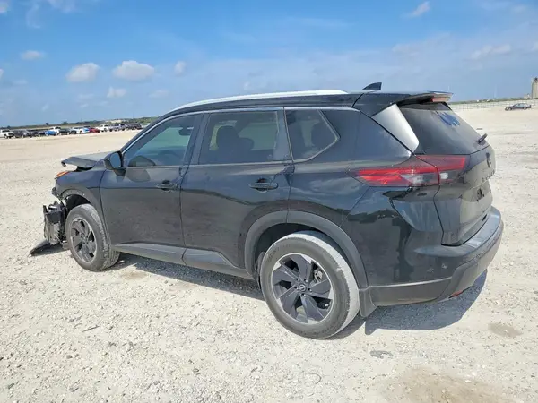 JN8BT3BA6RW353171 2024 NISSAN ROGUE - Image 2