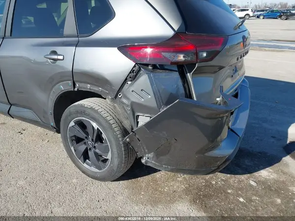 2025 NISSAN ROGUE auction photo 6
