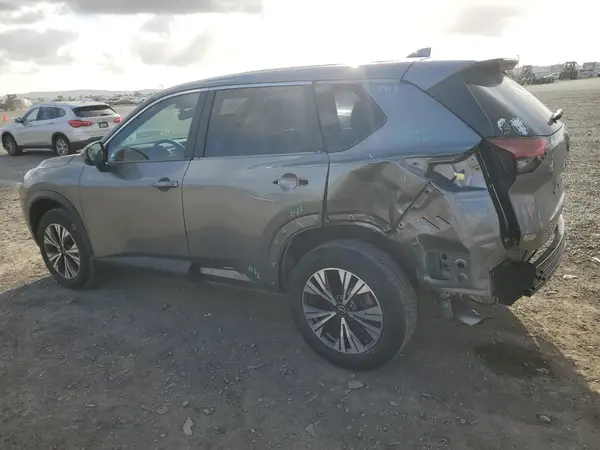JN8BT3BA7PW002508 2023 NISSAN ROGUE - Image 2