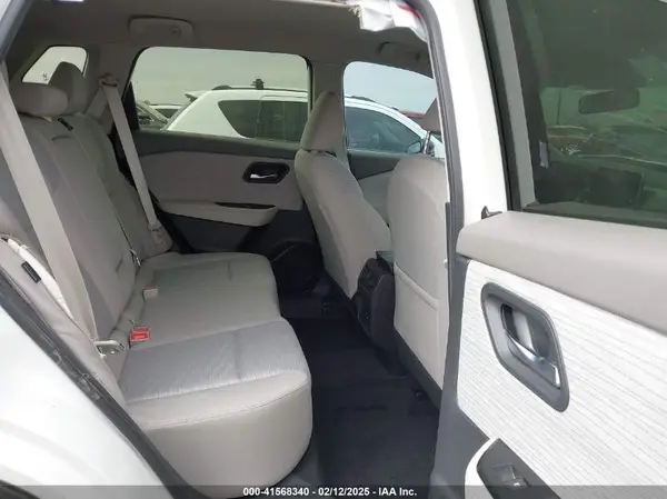 JN8BT3BA7PW429557 2023 NISSAN ROGUE - Image 8