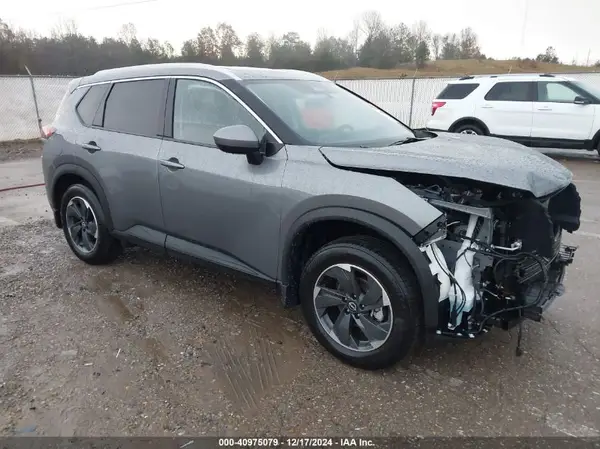 JN8BT3BA7RW003385 2024 NISSAN ROGUE - Image 1