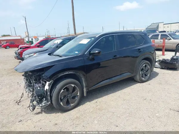JN8BT3BA7RW352045 2024 NISSAN ROGUE - Image 2