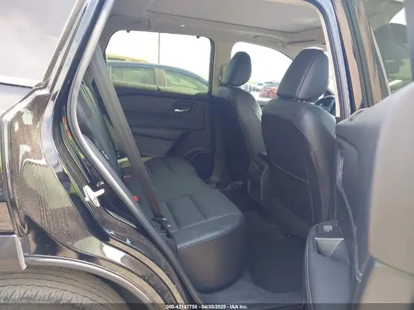 JN8BT3BA7RW352045 2024 NISSAN ROGUE - Image 8