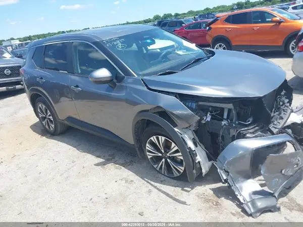 JN8BT3BA8NW043355 2022 NISSAN ROGUE - Image 1