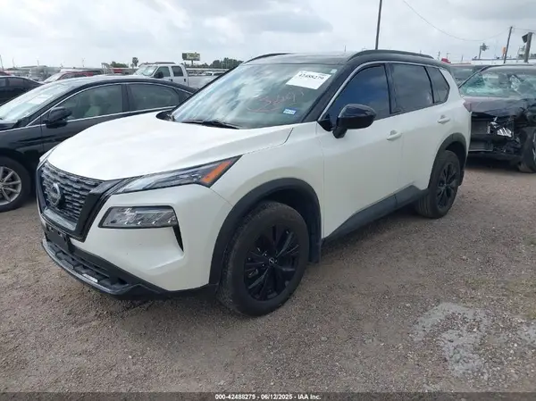 JN8BT3BA8PW007572 2023 NISSAN ROGUE - Image 2