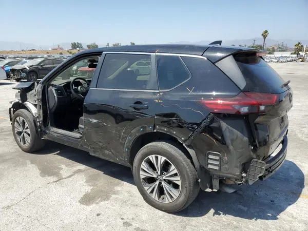 JN8BT3BA8PW411715 2023 NISSAN ROGUE - Image 2