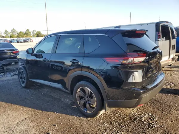 JN8BT3BA8RW350952 2024 NISSAN ROGUE - Image 2
