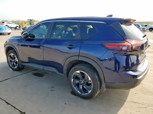 JN8BT3BA8RW351101 2024 NISSAN ROGUE - Image 2