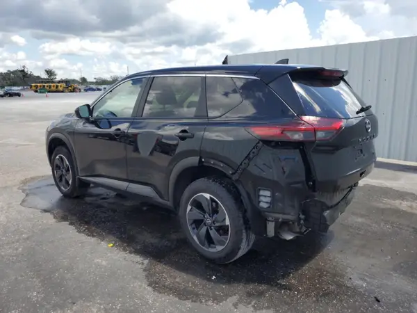 JN8BT3BA8RW352779 2024 NISSAN ROGUE - Image 2