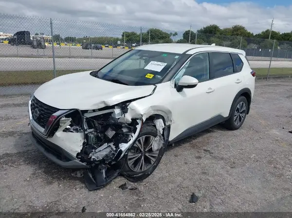 JN8BT3BA9PW002574 2023 NISSAN ROGUE - Image 2