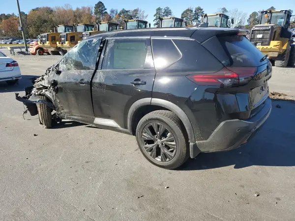 JN8BT3BA9PW008908 2023 NISSAN ROGUE - Image 2