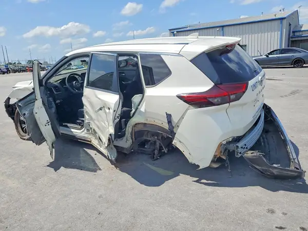 JN8BT3BA9PW421248 2023 NISSAN ROGUE - Image 2