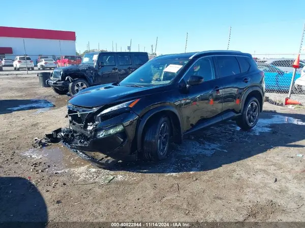 JN8BT3BA9RW001573 2024 NISSAN ROGUE - Image 2