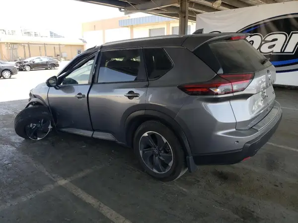 JN8BT3BA9RW002996 2024 NISSAN ROGUE - Image 2