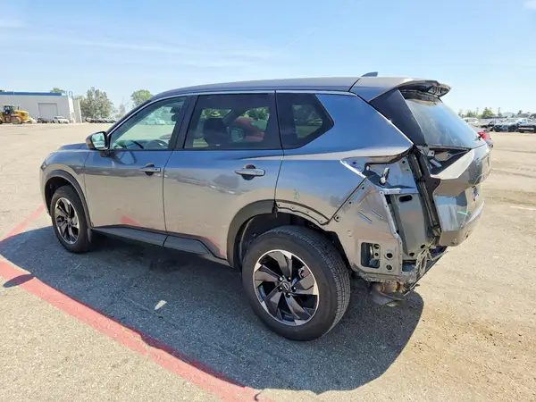 JN8BT3BA9RW356923 2024 NISSAN ROGUE - Image 2