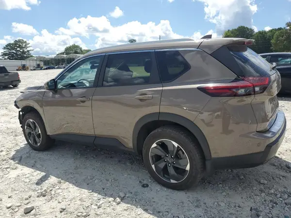 JN8BT3BA9RW358381 2024 NISSAN ROGUE - Image 2
