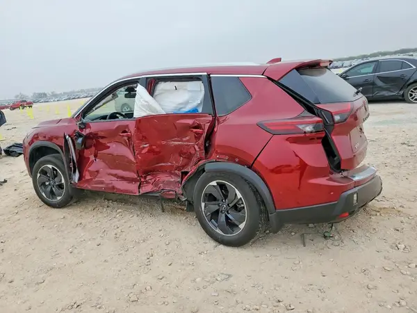 JN8BT3BAXRW004613 2024 NISSAN ROGUE - Image 2